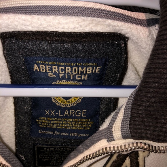 Abercrombie & Fitch jacket - Picture 3 of 4